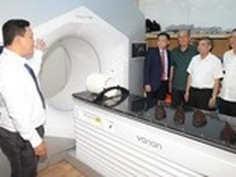 Bệnh viện Ung bướu Cần Thơ tiếp nhận máy xạ trị 105 tỉ đồng, tăng năng lực điều trị ung thư