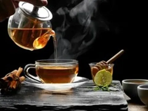 Cách uống trà xanh đúng cách: Đừng để 'thần dược' gây hại sức khỏe