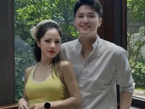 Vợ là mẹ đơn thân hơn 6 tuổi của nam thần Việt: "Các bác bảo em già, xấu cũng ok miễn mình được chồng yêu"