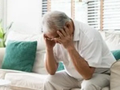 Chóng mặt, mờ mắt thoáng qua rồi tự khỏi: Có thể là dấu hiệu của đột quỵ