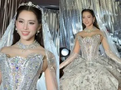 Không còn lời nào để khen cho nhan sắc của Hoa hậu Tiểu Vy khi làm cô dâu