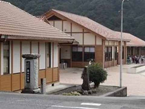 Ngôi trường có cái tên dài nhất Nhật Bản chính thức đóng cửa vì chỉ còn 9 học sinh