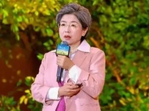 Giáo sư hàng đầu cũng tuyệt vọng vì con cái: Nhưng cái kết mới là điều không ai ngờ!