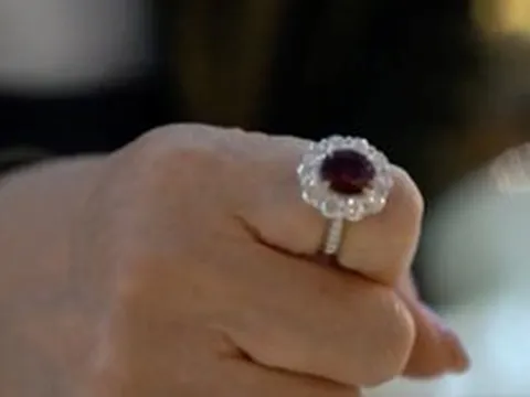 Mua trang sức 750 triệu đồng được giảm giá còn 110 triệu, khách bị chủ tiệm vàng kiện để đòi lại: Tòa án phán quyết bất ngờ