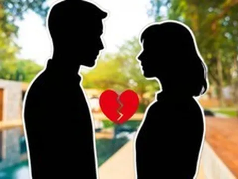 Cặp đôi "trai 1 đời vợ, gái 1 đời chồng showbiz" chia tay: "Bố chồng tương lai" lỡ miệng nửa câu, nhà gái giữa đêm dứt khoát đoạn tuyệt