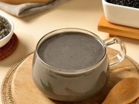 Người trung niên và cao tuổi đừng sống quá tiết kiệm mà hại thân: Bỏ qua 4 món "vàng mềm" này, sức khỏe đi xuống lúc nào không hay