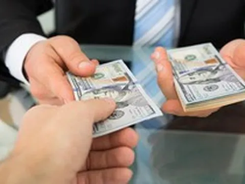 3 loại người tuyệt đối không cho vay, 3 loại việc tuyệt đối không rút ví để tránh mất tiền và hối hận