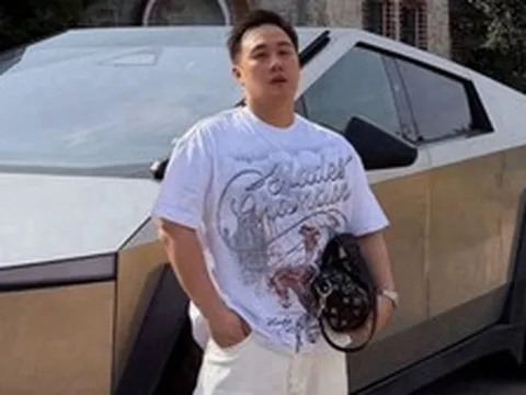 Threads ầm ĩ vì Trung Quân Idol