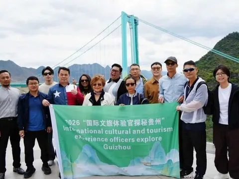 Bắc cầu qua vực thẳm: Cách Quý Châu, Trung Quốc đang tái định hình địa hình miền núi