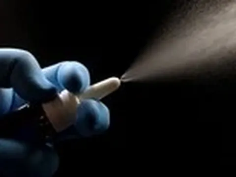 Khoa học tạo ra thuốc xịt mũi có thể trị chứng lão hóa não?