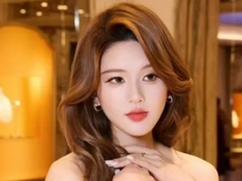 "Nữ thần thanh xuân" Triệu Lộ Tư hóa công chúa khiến netizen "đứng ngồi không yên"