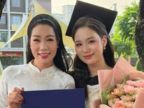 Con gái NSND Trịnh Kim Chi: Nhan sắc như hoa hậu, tốt nghiệp ngành hàng không