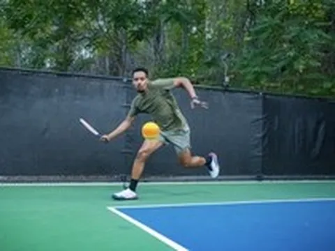 Xuất hiện môn thể thao dùng vợt, không gây ồn, hứa hẹn soán ngôi pickleball