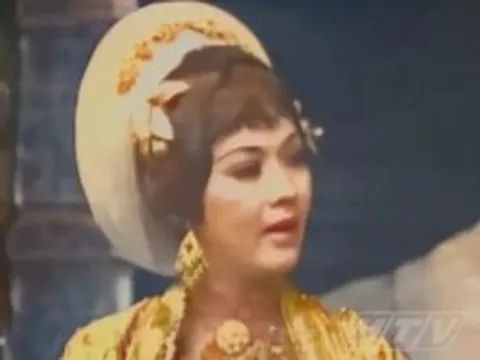 Xem lại nghệ sĩ Thanh Nga trên sân khấu, nhiều người rơi nước mắt