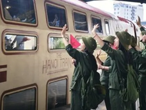 Chuyến tàu đoàn viên: Chạm vào ký ức, viết tiếp tự hào