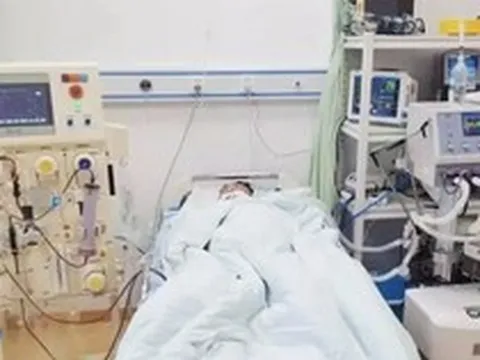 Người đàn ông 50 tuổi sức khoẻ tốt bất ngờ nhận tin mắc suy thận, vợ buồn bã: “Tôi khuyên ông ấy đừng làm 1 việc này nữa”