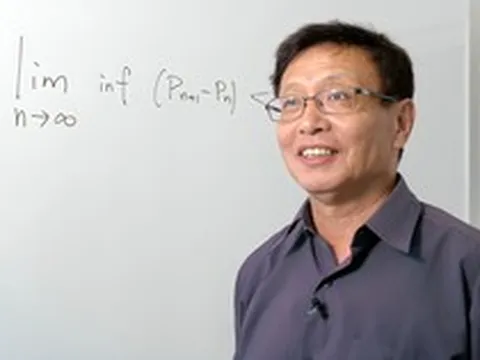 Tiến sĩ thất nghiệp, làm shipper 7 năm vươn lên thành nhà Toán học nổi tiếng thế giới ở tuổi 55