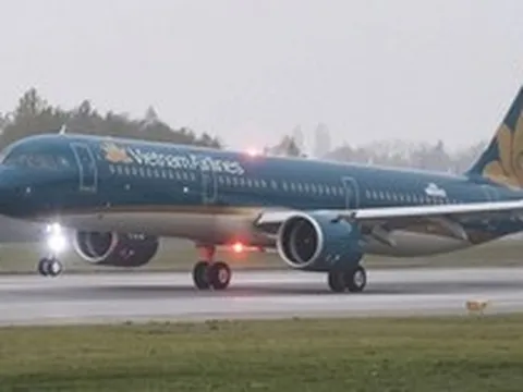 Thông báo quan trọng từ Vietnam Airlines: Hành khách tại Nội Bài và Tân Sơn Nhất chú ý