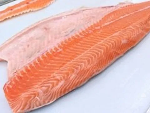 Lời khuyên khi mua cá hồi