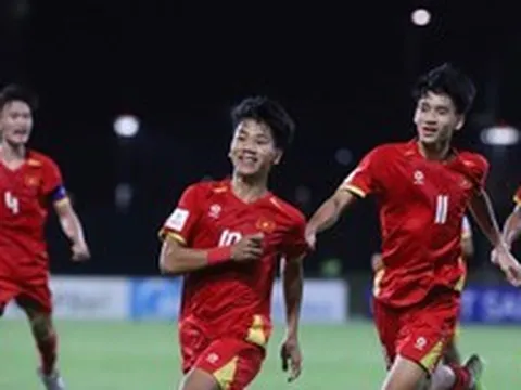 U17 Việt Nam dự World Cup và dấu ấn thầm lặng của bầu Hiển