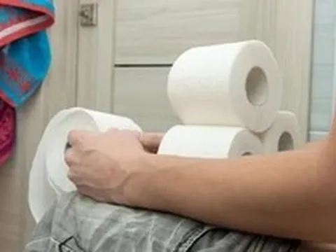 Các bác sĩ tuyên bố thẳng: Dấu hiệu quan trọng của ung thư đại trực tràng không phải tiêu chảy, mà là 4 thứ