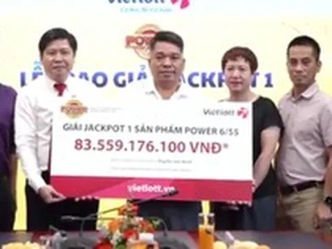 Người đàn ông trúng Vietlott 83,5 tỉ đồng: "Trúng số là niềm vui, không việc gì phải giấu mặt"