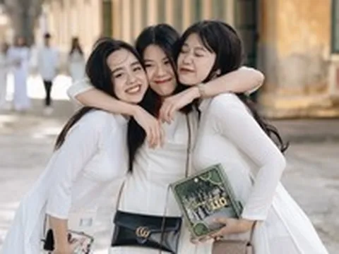 Bức thư gửi sĩ tử của cô hiệu trưởng trường Chu Văn An gây sốt với "5 điều không" trước ngày thi