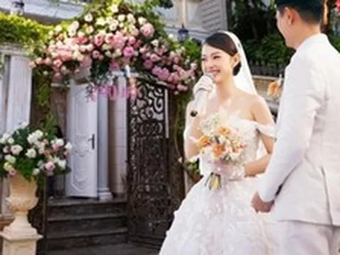 Mỹ nhân showbiz 35 tuổi cưới chồng đại gia: Ở biệt thự hàng chục tỷ, chi tiết nhỏ trong nhà hé lộ độ cưng chiều của ông xã
