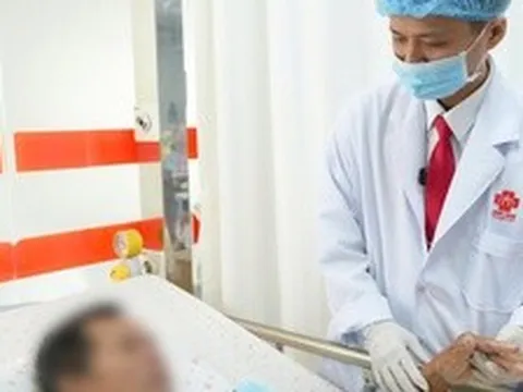 Căn bệnh khiến người đàn ông đang mổ nội soi phải chuyển khẩn sang mổ mở