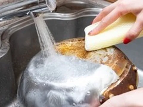 Cách xử lý nồi inox bị cháy sém đơn giản, hiệu quả