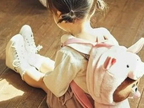 Nếu con thường xuyên nói những câu này, có thể chúng đang âm thầm cầu cứu cha mẹ, đặc biệt là câu thứ 4
