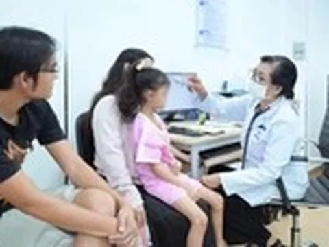 Não mô cầu ‘càn quét’ sức khỏe trong 24 giờ: Bác sĩ lưu ý cách phòng bệnh chủ động cho trẻ