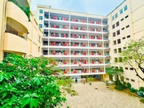 Ngôi trường có tỷ lệ chọi lớp 10 “khủng” nhất Việt Nam là "lò luyện" của nữ sinh vừa thủ khoa A01 vừa là á khoa D01 toàn quốc