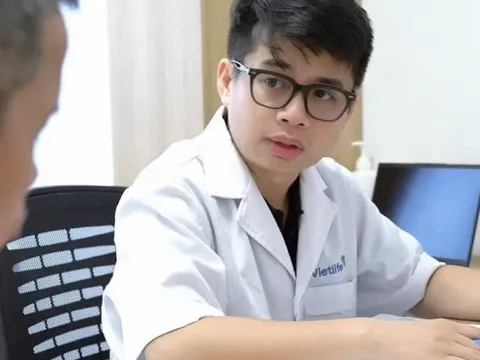 Cứ đau đầu là tiêm bổ não: Bác sĩ nói gì?