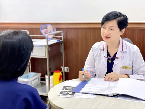 Nữ chuyên gia hơn 4 thập kỷ bảo vệ những thai kỳ nguy cơ cao