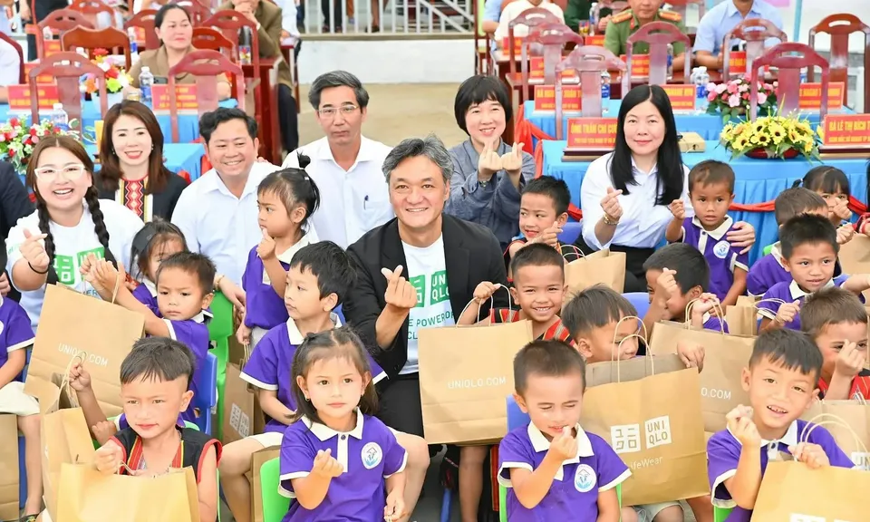 UNIQLO Việt Nam cùng Quỹ Hy Vọng viết tiếp giấc mơ đi học tại xã Phước Chánh, TP Đà Nẵng
